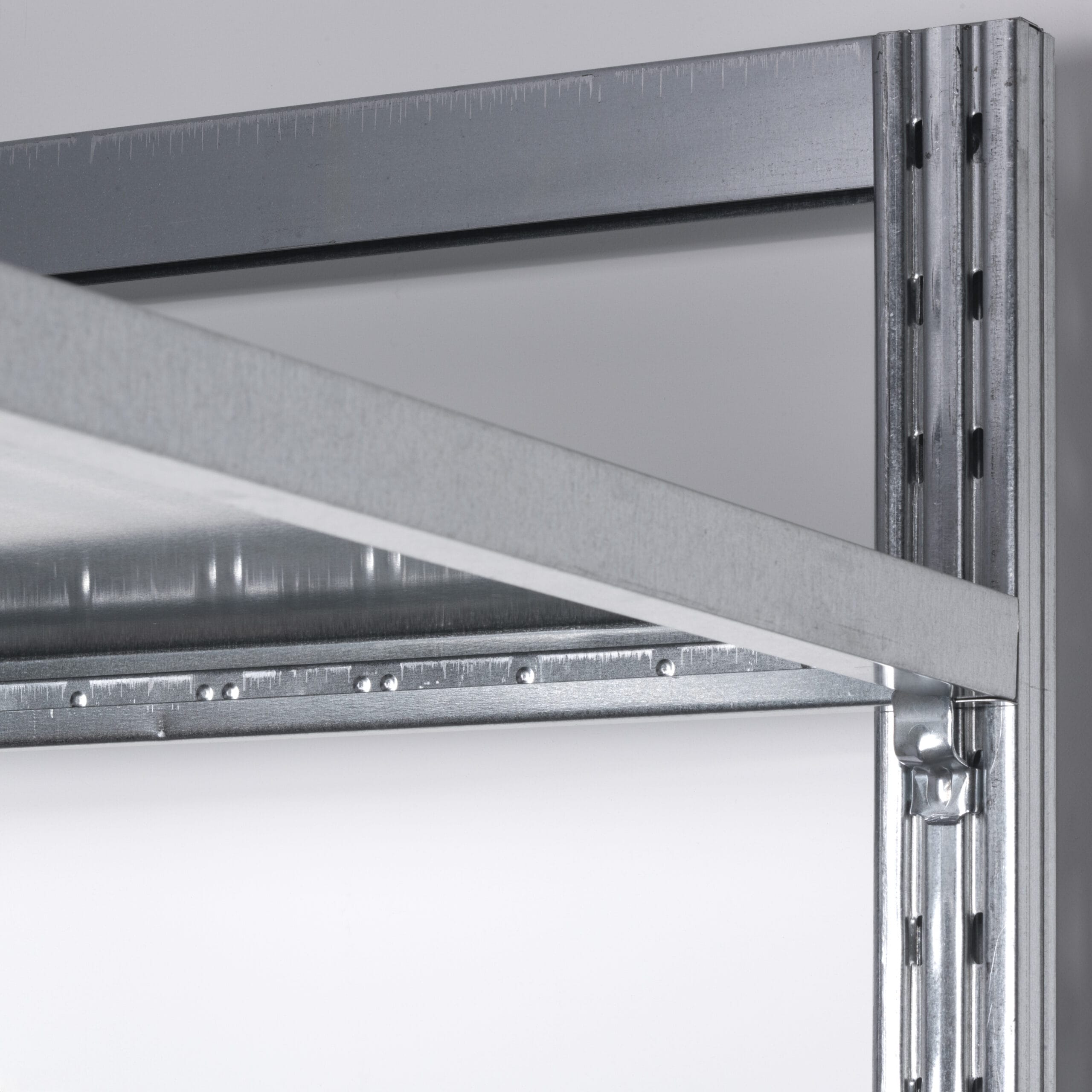 FBX 4000 Fachbodenverstärkung 600 mm, für 150 kg, Querverbindung, verzinkt